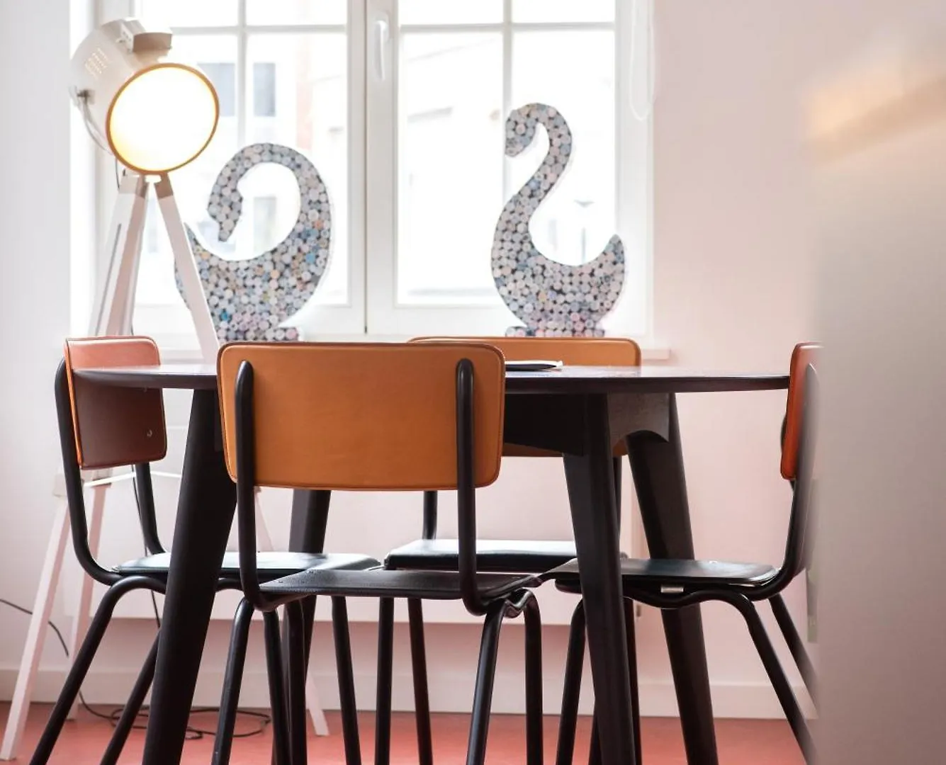 Light And Airy Apartment On Top Location - Industria In Historical Center Antwerp 0*,  Belgium
