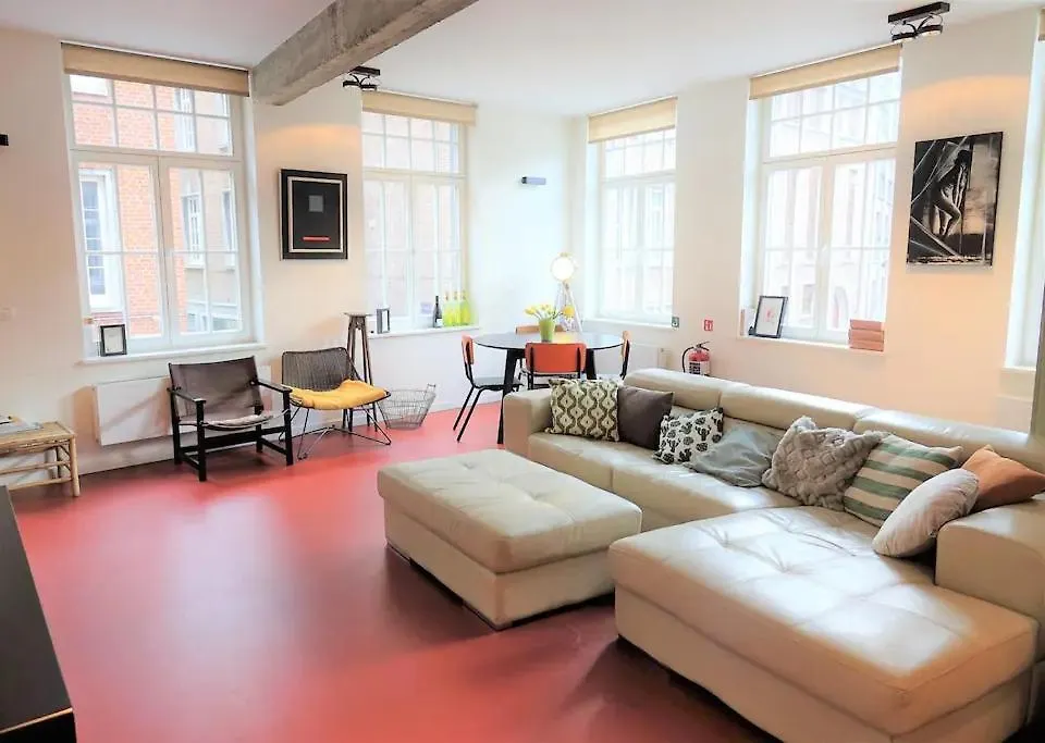 Light And Airy Apartment On Top Location - Industria In Historical Center Antwerp Belgium